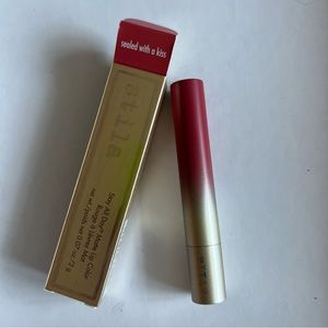 BNIB Stay All Day Matte Lip Color in Sealed with a Kiss